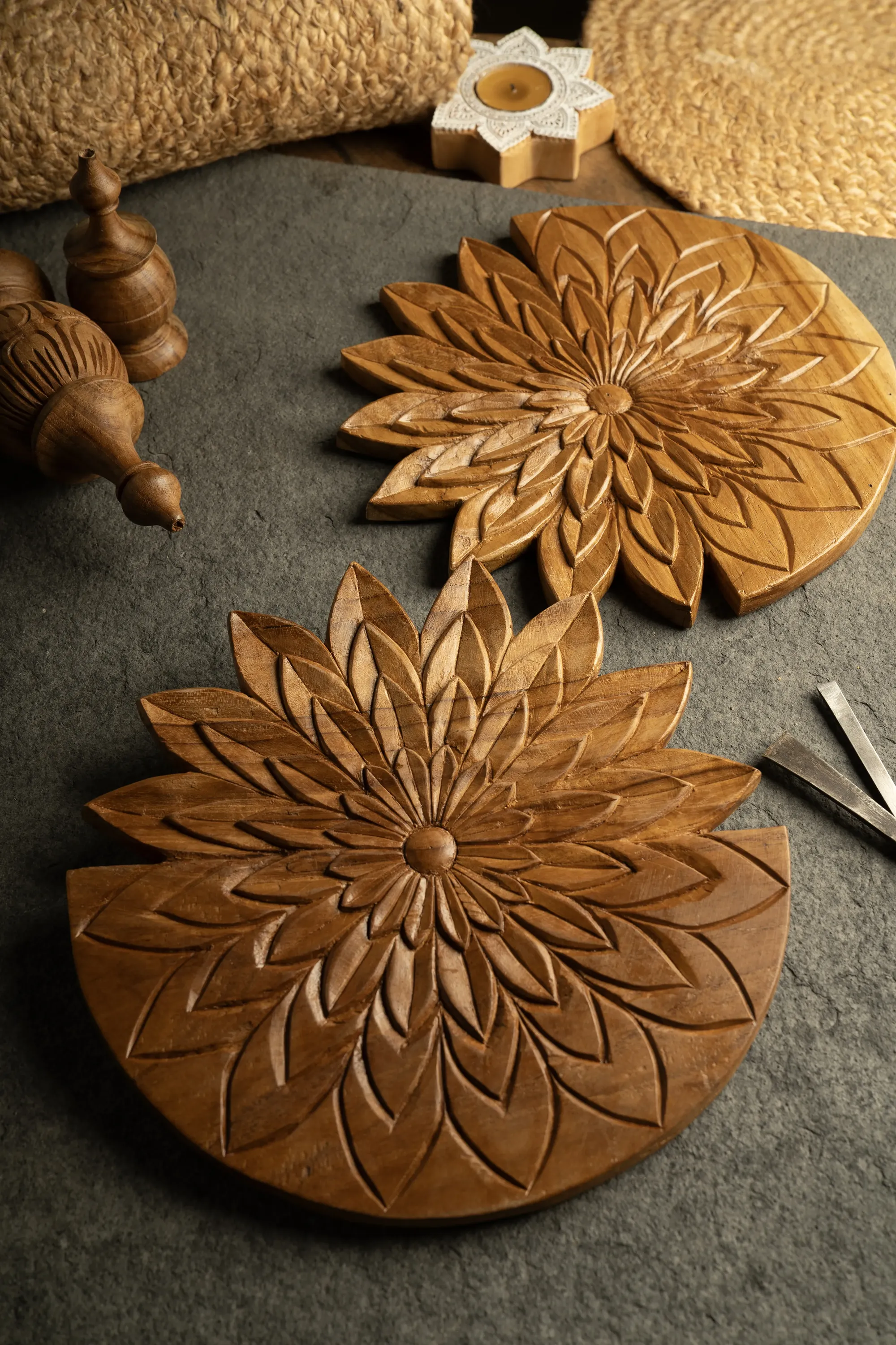 Twin Floral Medallions view 3